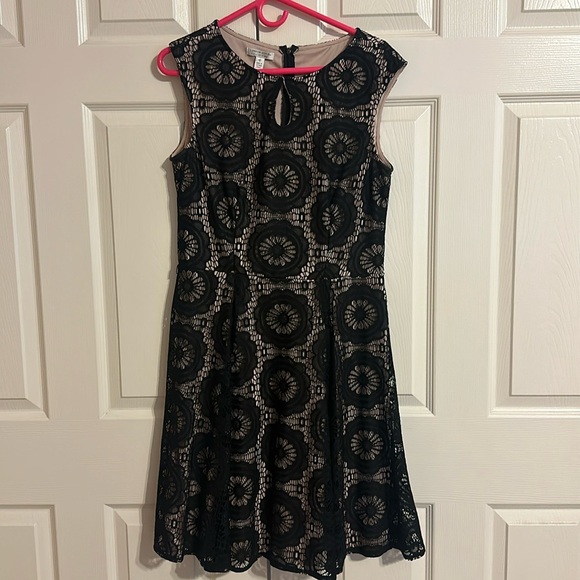 London Style Dresses & Skirts - Women’s London Style black lace tan lined sleeveless cocktail‎ dress size 12